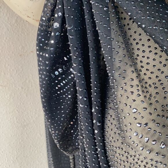 Beach Cover up Black and silver metallic looking textured sarong - Picture 9 of 13